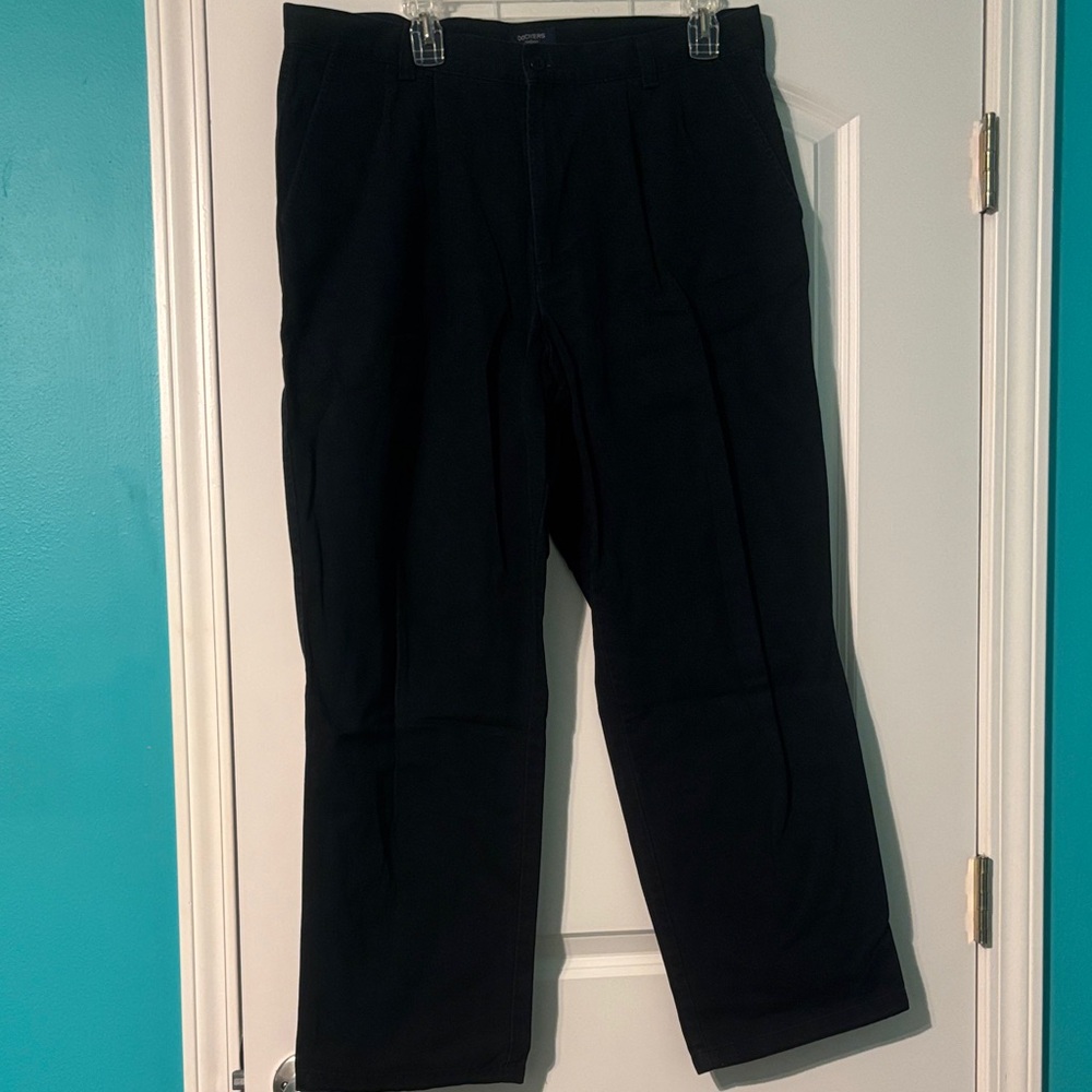 Dockers Men's Classic Black Dress Pants